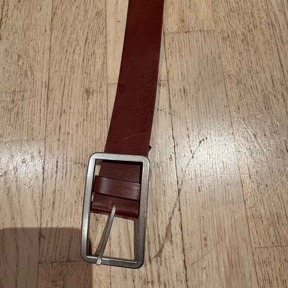 Banana Republic Classic Brown Leather Belt